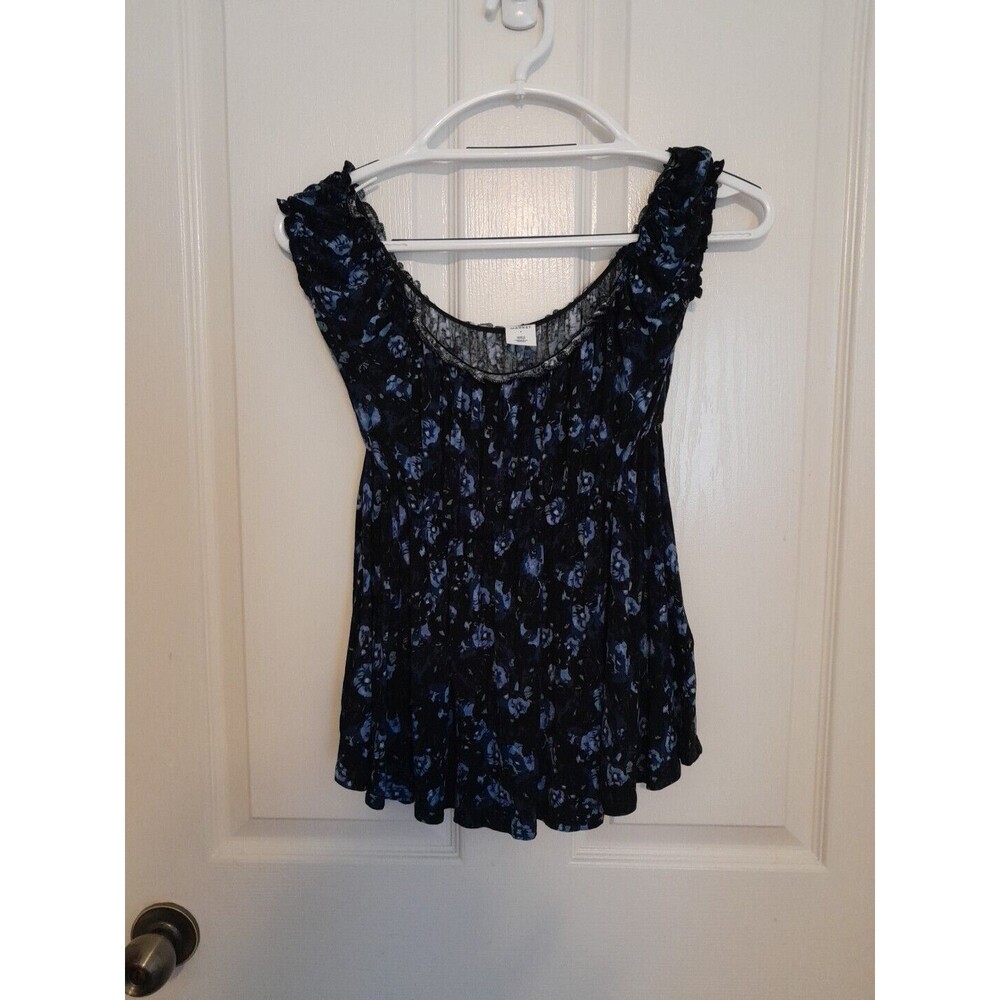 Melrose And Market Blue Floral Boho Stle Blouse. Size Small. B40